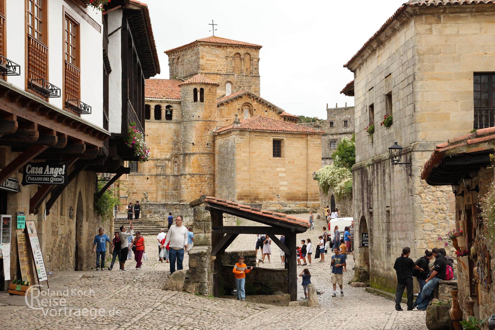 Spanien - Kantabrien - Stiftskirche Santillana del Mar